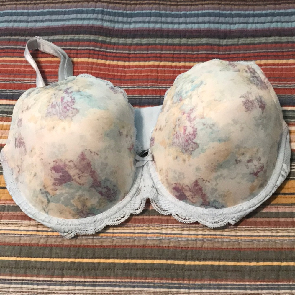 NWT Victoria’s Secret lined demi bra size 36DD. Beautiful watercolor print